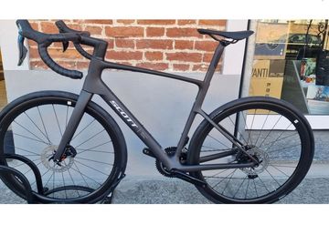 Gebrauchtes Scott Addict 30 2026 Road & Gravel, Schwarz — Bild 2 von 8