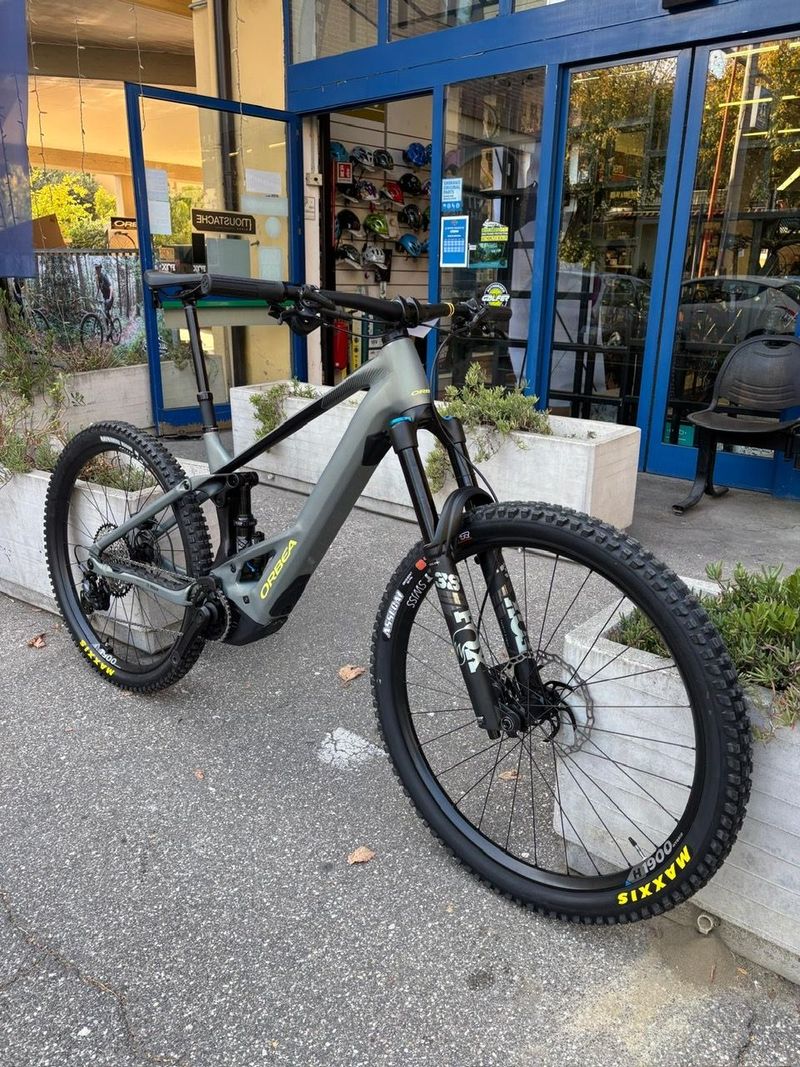 Gebrauchtes Orbea WILD H10 2025 2025 Mountainbike, Grün, 29 — Bild 2 von 5