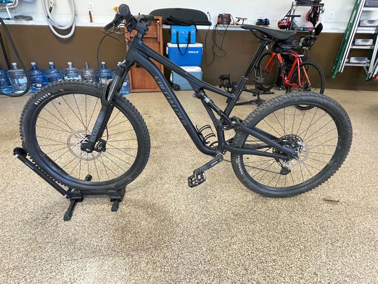 SPECIALIZED STUMPJUMPER ALLOY 付属品多数 SPECIALIZED STUMPJUMPER ALLOY 付属品多数