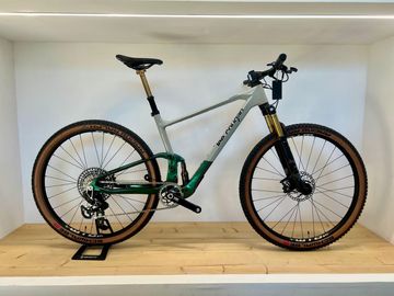 Used Lee Cougan Crossfire Trail 2025 Mountainbike, White — image 1 of 3