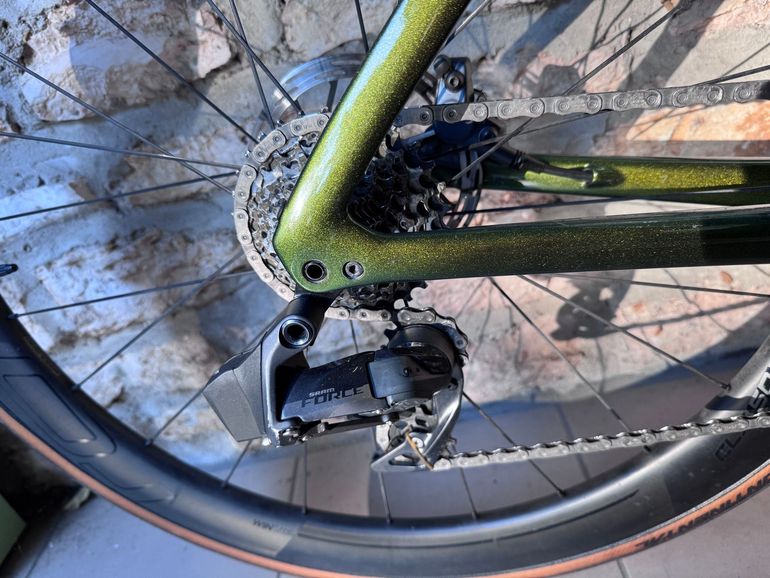 Used Specialized S-works 2021 Road & Gravel, Green — image 5 of 8