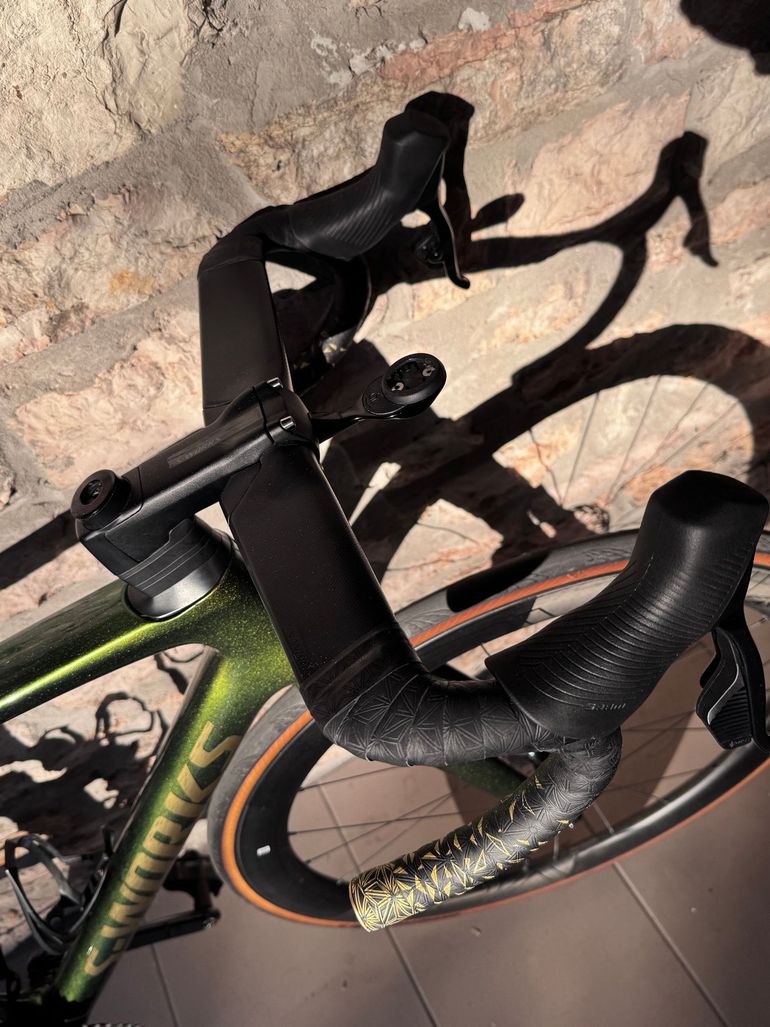 Used Specialized S-works 2021 Road & Gravel, Green — image 6 of 8