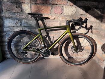 Used Specialized S-works 2021 Road & Gravel, Green — image 1 of 8