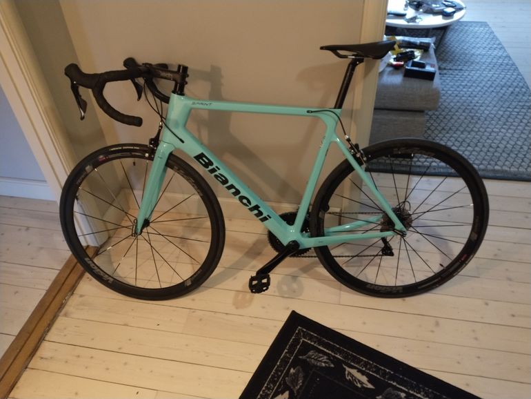 Used Bianchi Sprint - 105 2022 2022 Road & Gravel, Green — image 2 of 3