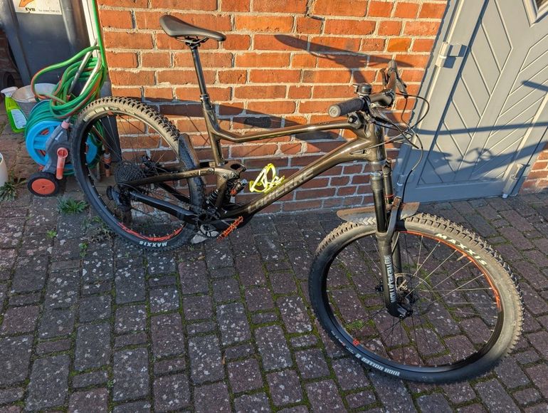 Used Lapierre Zesty SRAM GX 2022 Mountainbike, Black, 29 — image 1 of 20