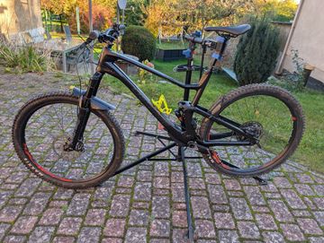 Used Lapierre Zesty SRAM GX 2022 Mountainbike, Black, 29 — image 2 of 20