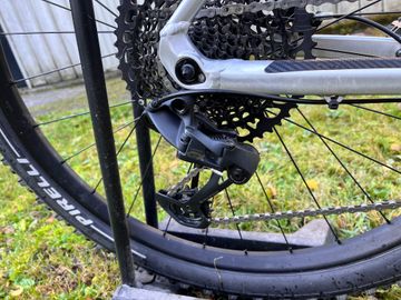 Used Radon Cragger 8.0 2024 2024 Mountainbike, Light Gray — image 3 of 6