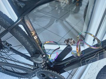 Used Giant Revolt SRAM Force eTap AXS 2022 Road & Gravel, Black — image 4 of 5