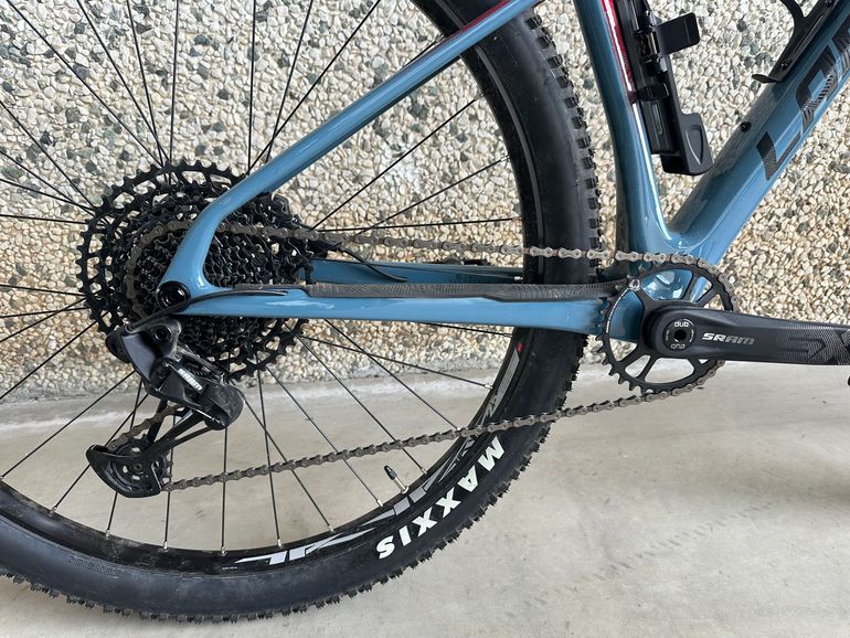 Used Lapierre Prorace CF 6.9 2023 2023 Mountainbike, Light Gray, 29 — image 2 of 4