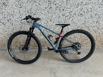 Used Lapierre Prorace CF 6.9 2023 2023 Mountainbike, Light Gray, 29 — image 1 of 4