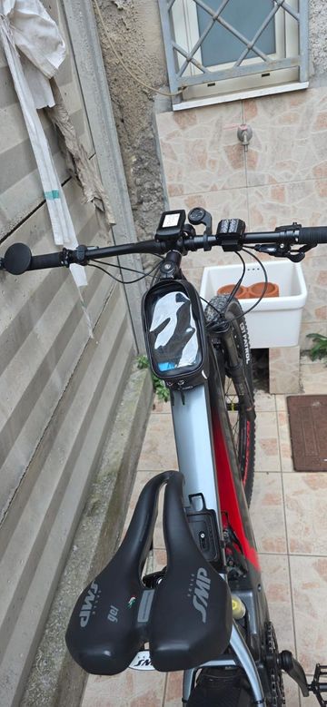 Used Olympia Performer 2023 Mountainbike, Light Gray — image 4 of 4