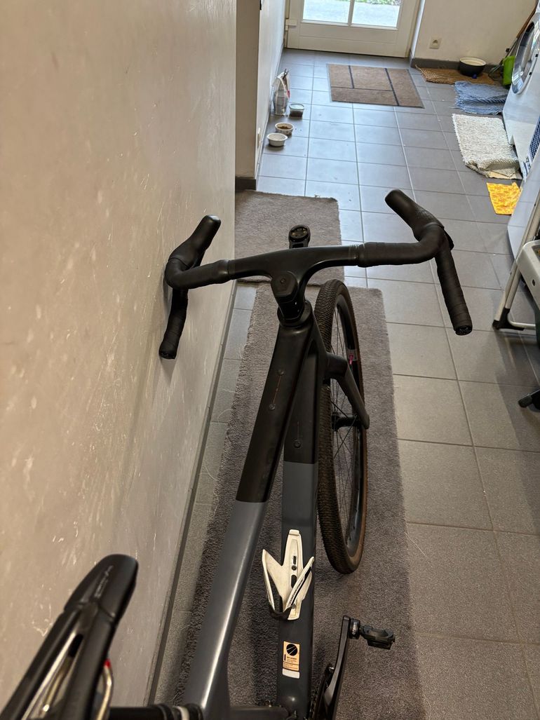Used Canyon Grail 2024 Road & Gravel, Light Gray — image 12 of 17