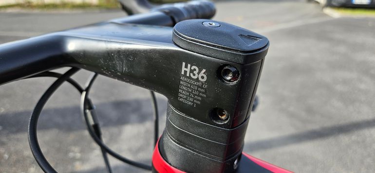 Used Canyon Ultimate CF SLX 9.0 2019 2019 Road & Gravel, Black — image 5 of 10