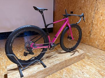 Mondraker ARID CARBON 2026 Road & Gravel d'occasion — image 3 sur 7