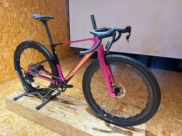Mondraker ARID CARBON 2026 Road & Gravel d'occasion — image 2 sur 7