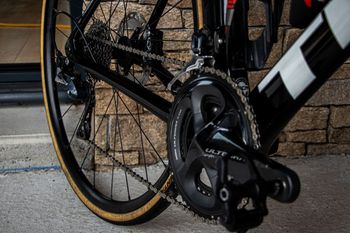 Used Trek SL6 Disque 2021 Road & Gravel, Red — image 5 of 9