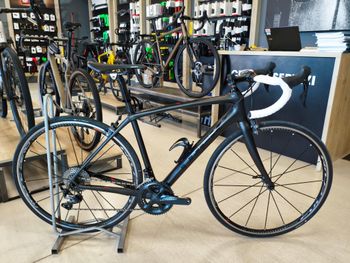 Used Trek Domane SL 6 2018 2018 Road & Gravel, Black — image 1 of 5