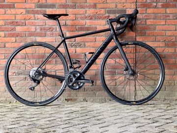 Used Canyon Endurace AL Disc 7.0 2019 2019 Road & Gravel, Black — image 1 of 9