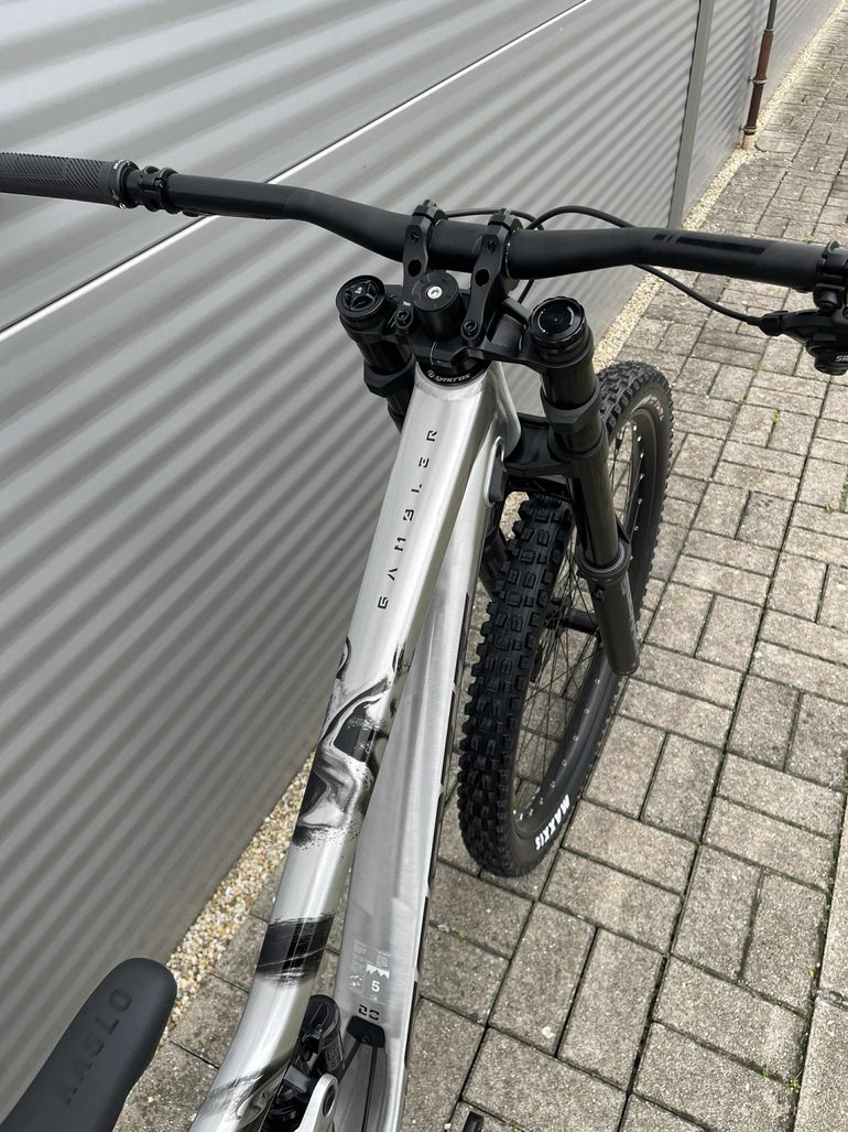 Scott Gambler SRAM GX DH 2026 Mountainbike d'occasion — image 4 sur 15