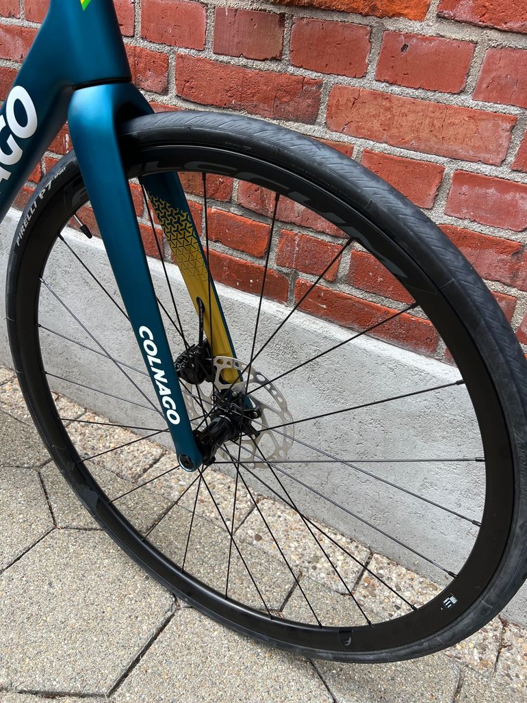Used Colnago NEW! Colnago V3 Carbon / Shimano 105 Di2 12x2/Size 54s/Fulcrum Racing 600 2024 Road & Gravel — image 4 of 17