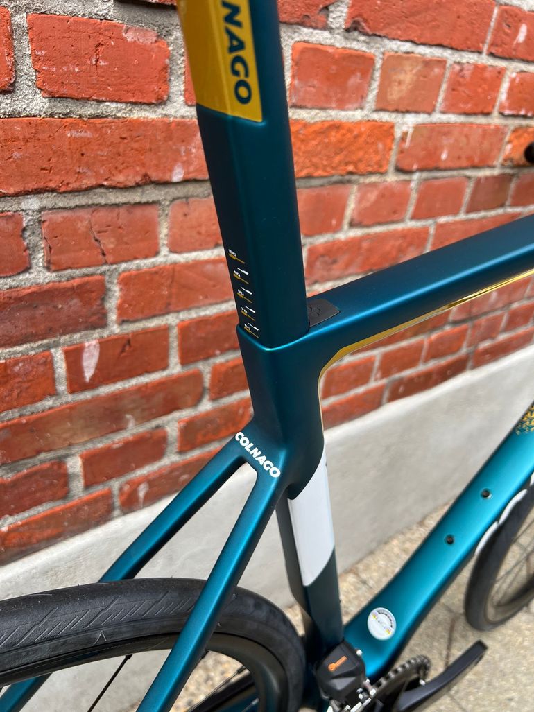 Used Colnago NEW! Colnago V3 Carbon / Shimano 105 Di2 12x2/Size 54s/Fulcrum Racing 600 2024 Road & Gravel — image 11 of 17