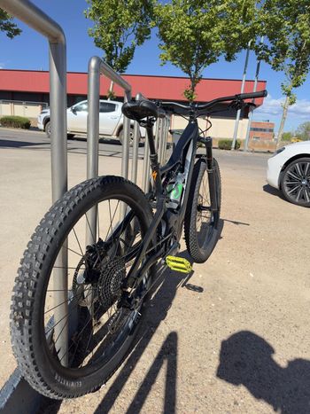 Used Specialized Turbo Levo FSR Comp 6Fattie 2017 2017 Mountainbike, Negro — image 4 of 15