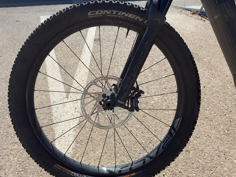 Used Specialized Turbo Levo FSR Comp 6Fattie 2017 2017 Mountainbike, Negro — image 8 of 15