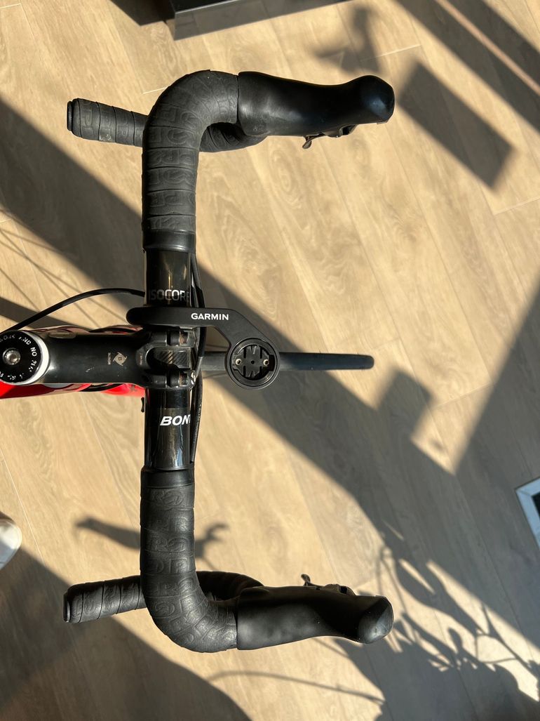 Used Trek Madone 3.5 H2 Compact 2014 2014 Road & Gravel, Red — image 16 of 17