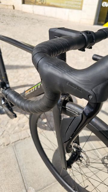 Używany Scott Addict RC 30 2025 Road & Gravel — zdjęcie 5 z 8