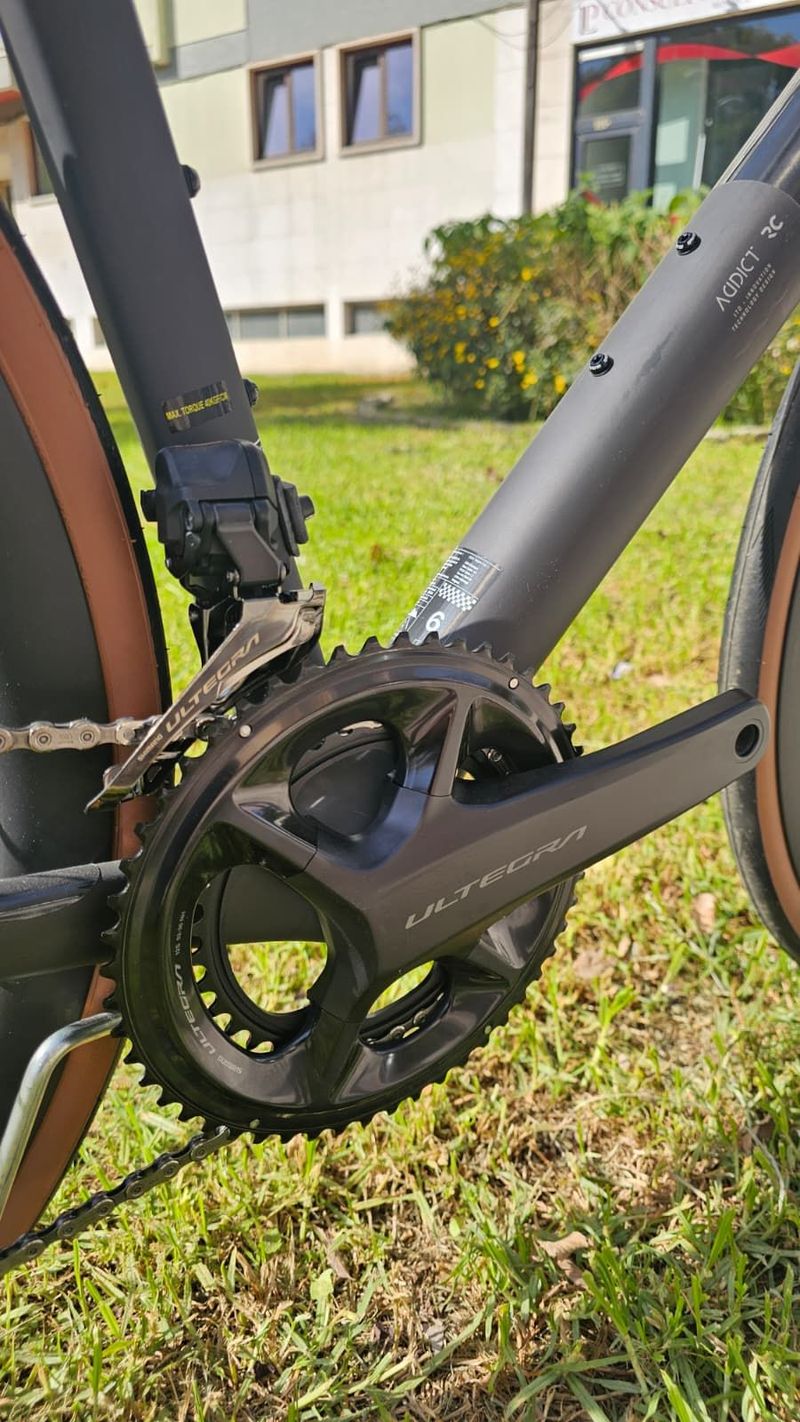 Tweedehands Scott Addict RC 20 2025 Road & Gravel — afbeelding 8 van 9