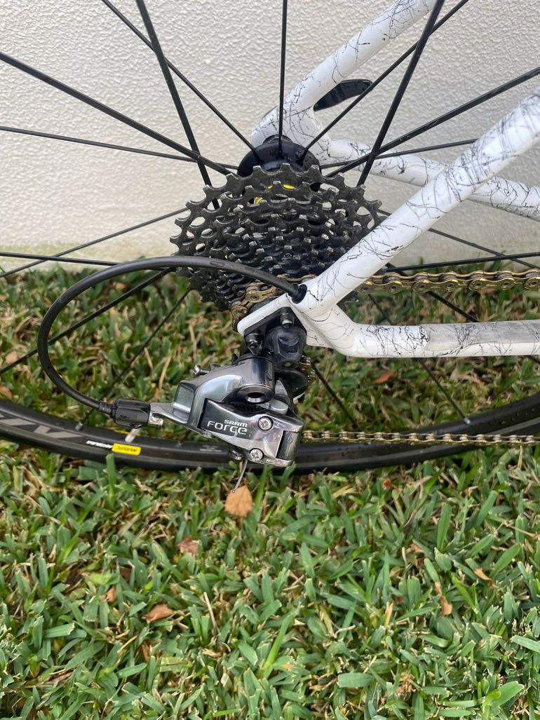 Used Focus Cayo 2016 Road & Gravel, White — image 5 of 17