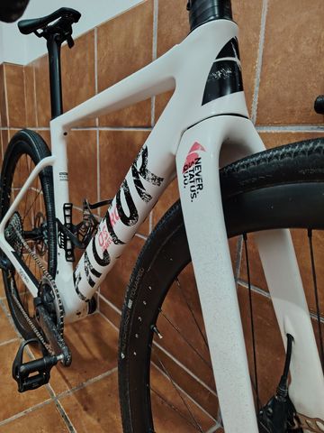 Used Factor Ostro SRAM Force eTap AXS 2023 Road & Gravel, White — image 6 of 7