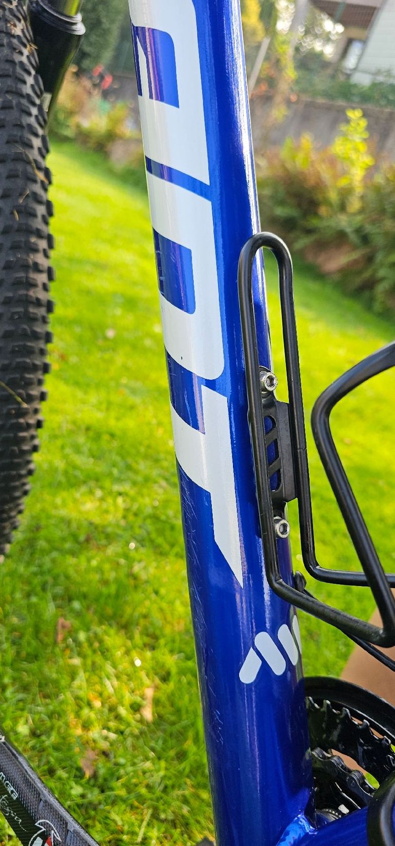 Used Giant Talon 3 2024 2024 Mountainbike, Blue, 27.5, 29 — image 8 of 14