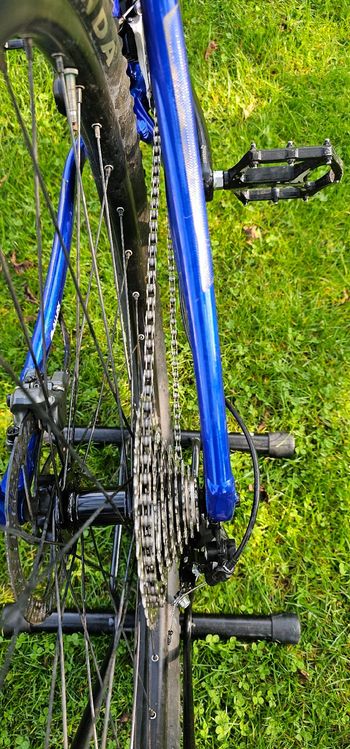 Used Giant Talon 3 2024 2024 Mountainbike, Blue, 27.5, 29 — image 9 of 14