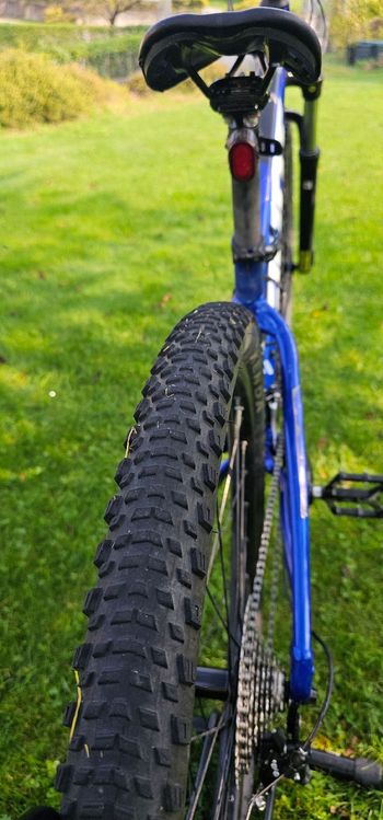 Used Giant Talon 3 2024 2024 Mountainbike, Blue, 27.5, 29 — image 11 of 14