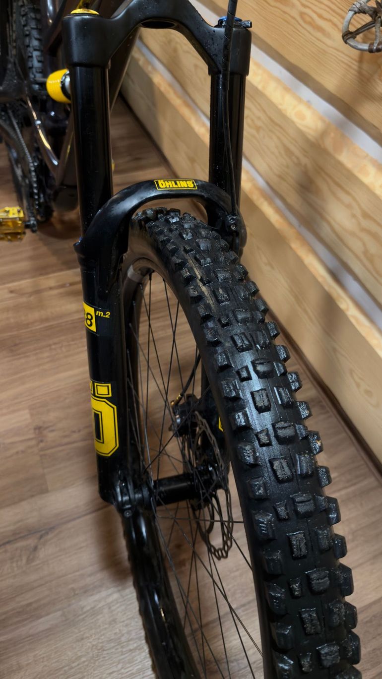 Used YT Industries Capra Uncaged 9 MX 2022 2022 Mountainbike, Purple, 29, 27.5 — image 3 of 7