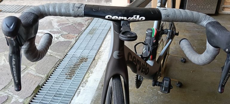 Cervélo S5 Ultegra Di2 Disc 2022 2022 Road & Gravel de segunda mano, Blanco — imagen 7 de 11