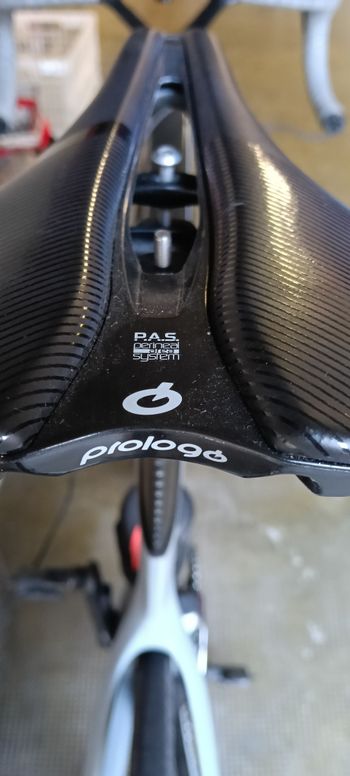 Cervélo S5 Ultegra Di2 Disc 2022 2022 Road & Gravel de segunda mano, Blanco — imagen 10 de 11
