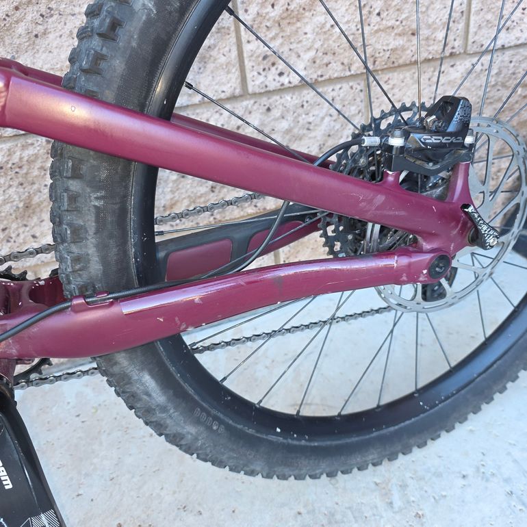 Used Specialized Status 140 2022 2022 Mountainbike, Red, 29, 27.5 — image 17 of 23