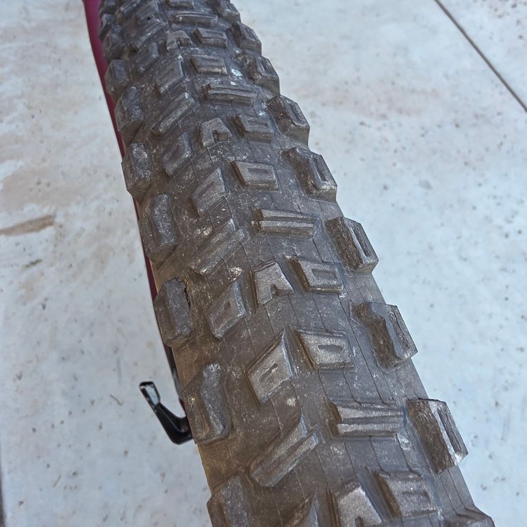 Used Specialized Status 140 2022 2022 Mountainbike, Red, 29, 27.5 — image 15 of 23