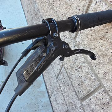 Used Specialized Status 140 2022 2022 Mountainbike, Red, 29, 27.5 — image 9 of 23