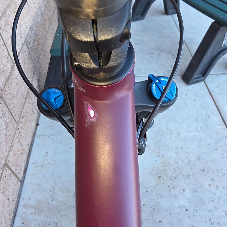 Used Specialized Status 140 2022 2022 Mountainbike, Red, 29, 27.5 — image 5 of 23