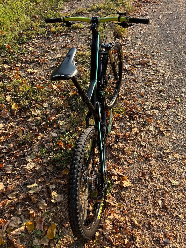 Used Radon Slide Carbon 160 2017 Mountainbike, Black, 27.5 (650B) — image 5 of 11
