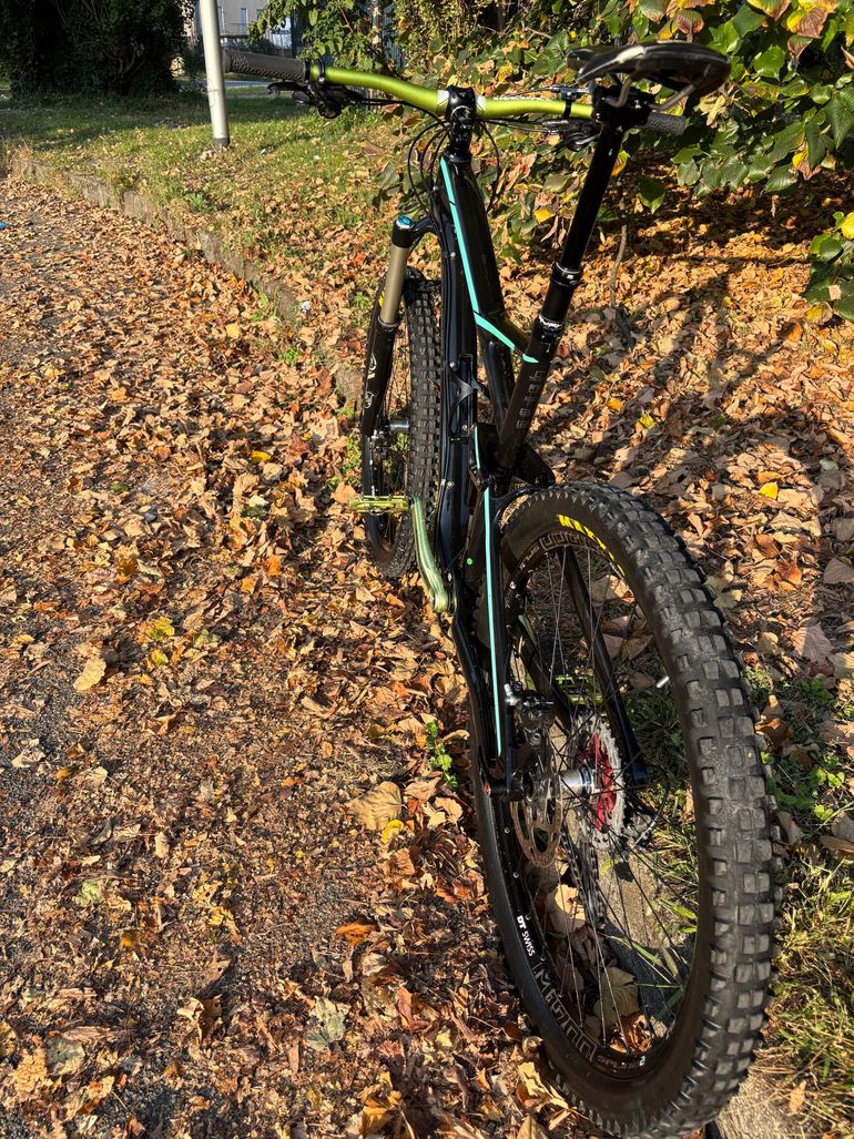 Used Radon Slide Carbon 160 2017 Mountainbike, Black, 27.5 (650B) — image 6 of 11