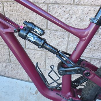 Used Specialized Status 140 2022 2022 Mountainbike, Red, 29, 27.5 — image 15 of 20