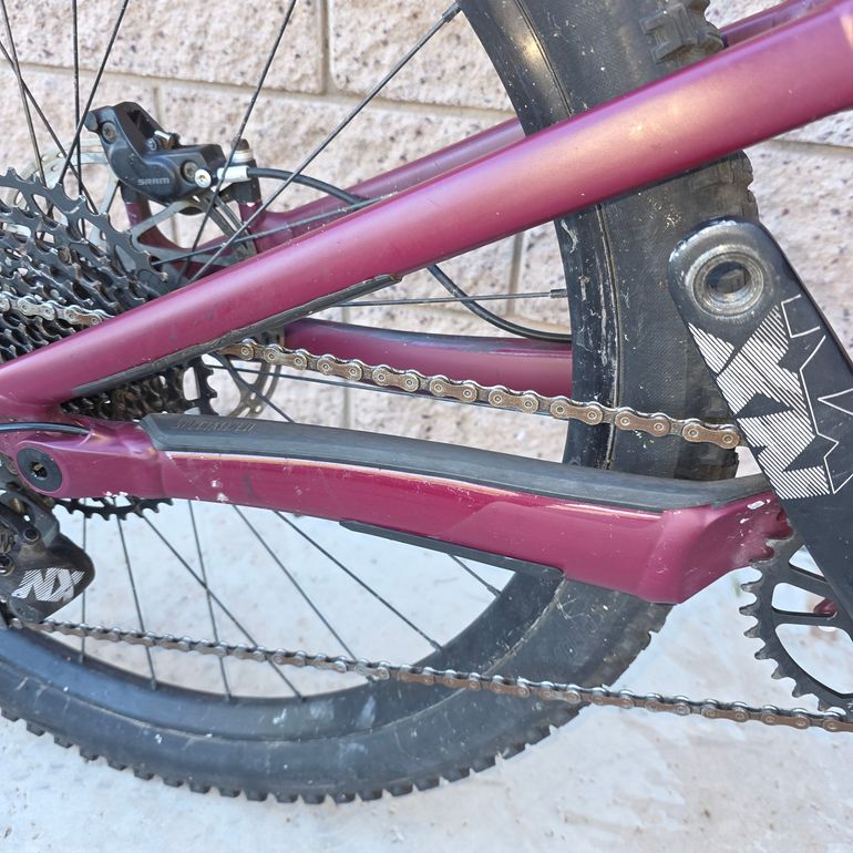Used Specialized Status 140 2022 2022 Mountainbike, Red, 29, 27.5 — image 9 of 20