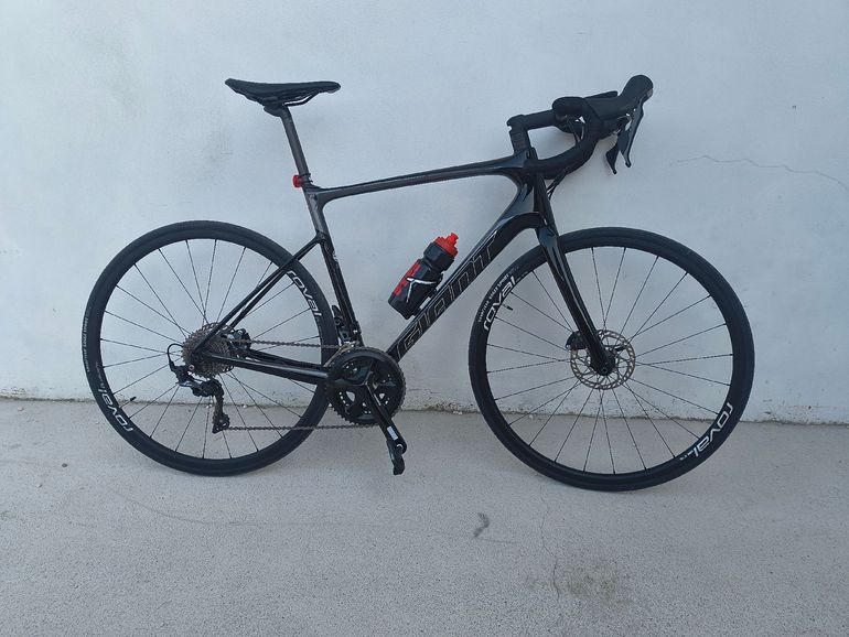 Used Giant Defy, Advanced 1 2021 2021 Road & Gravel, Black — image 1 of 5