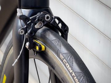Used Specialized Tarmac SRAM Red 2015 Road & Gravel, Black — image 6 of 8