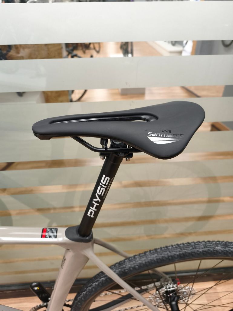 Used Felt Breed SRAM Rival eTap AXS 2024 Road & Gravel, Light Gray — image 12 of 14