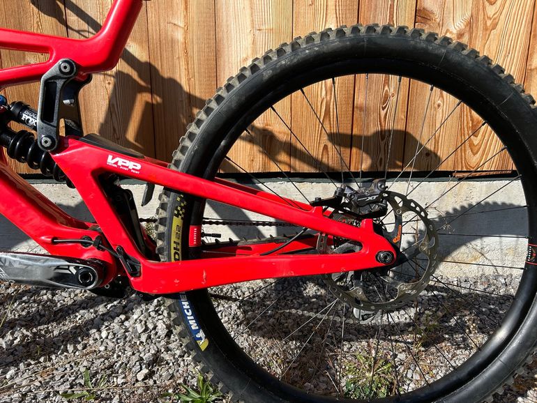 Santa Cruz Santa Cruz V10.8 Size XL 2024